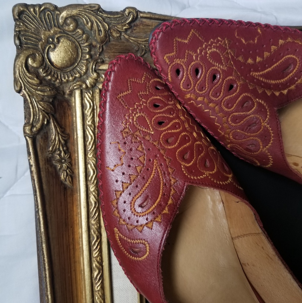 Rare Pikolinos leather paisley mule short heels
